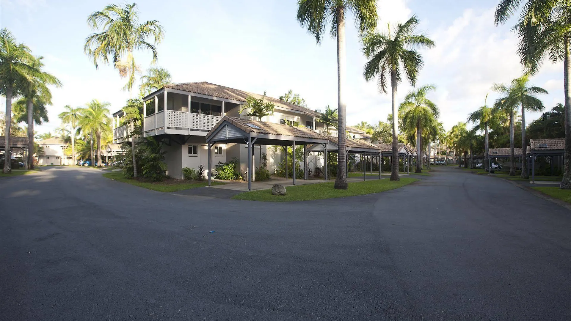 Reef Resort Villas Port Douglas